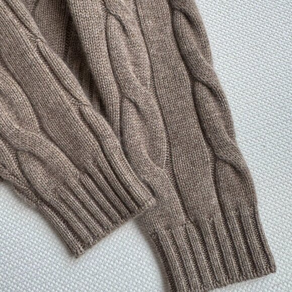 Loro Piana classic cable knit cashmere sweater - Picture 8 of 8